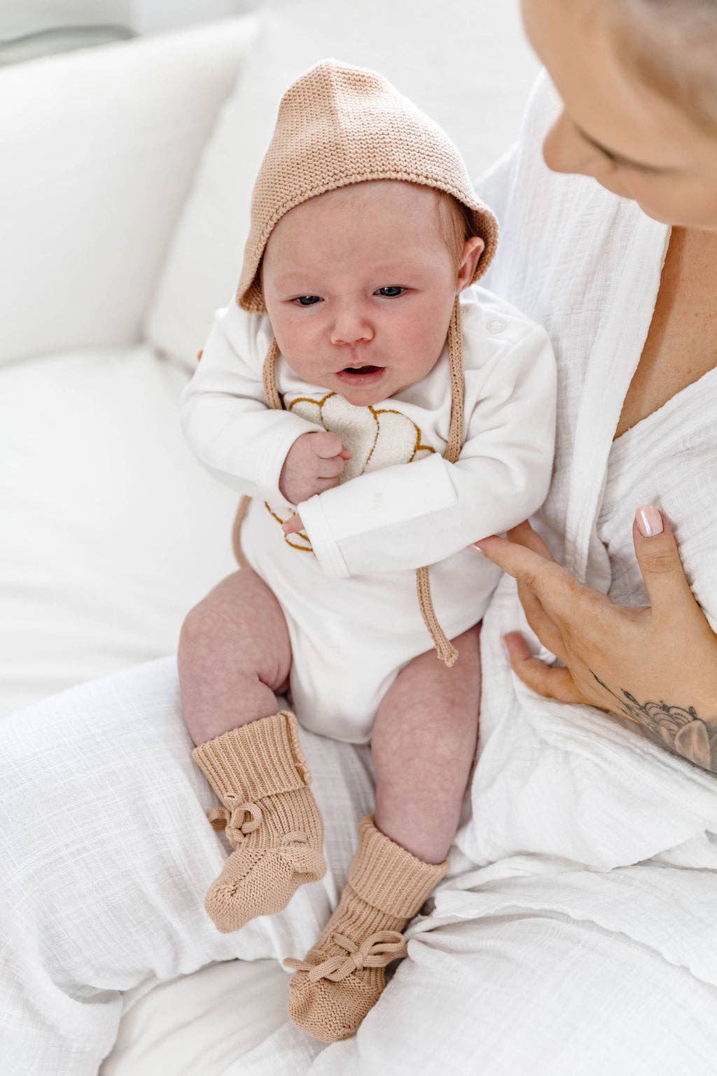 Newborn Booties - Mocha