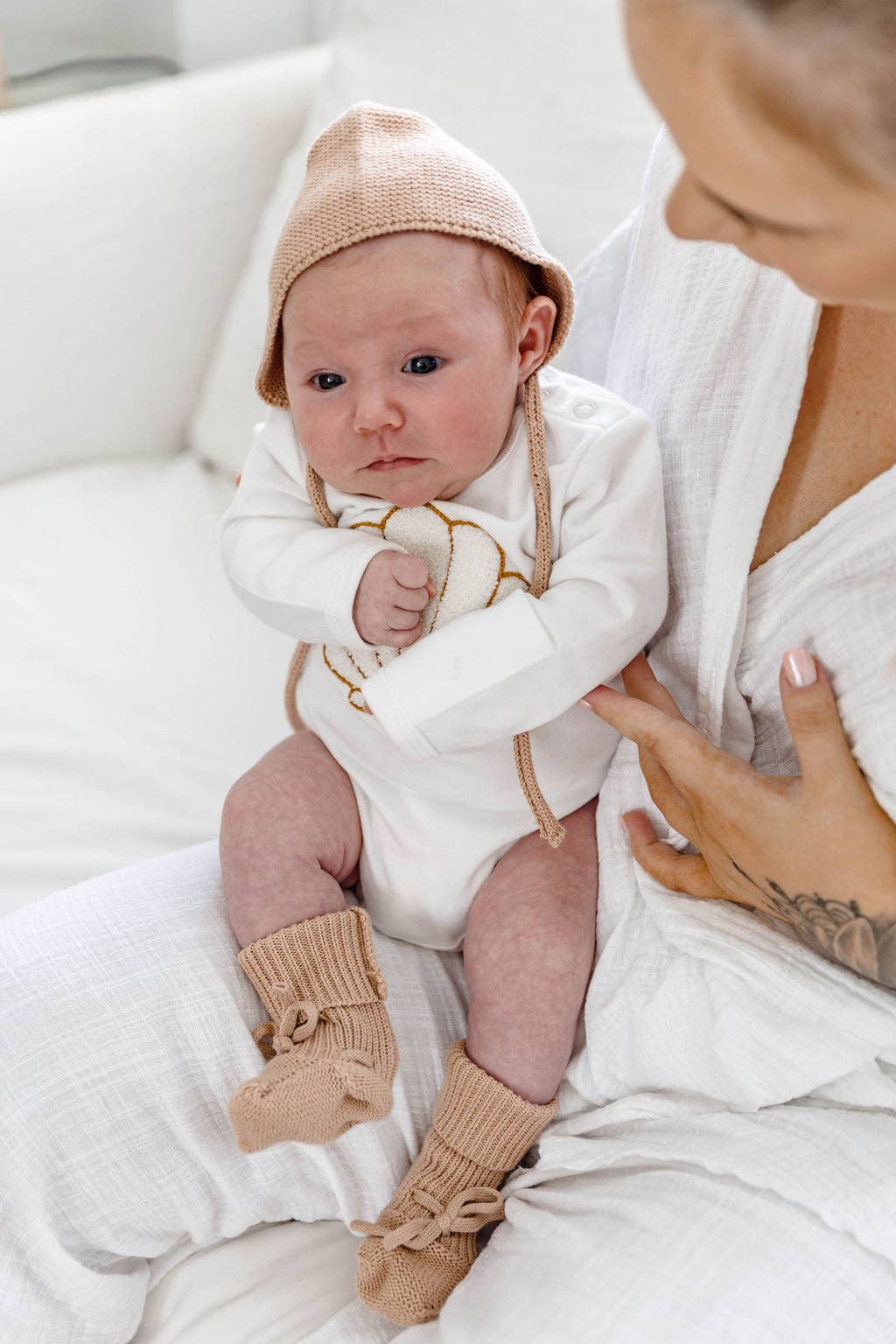 Newborn Booties - Mocha