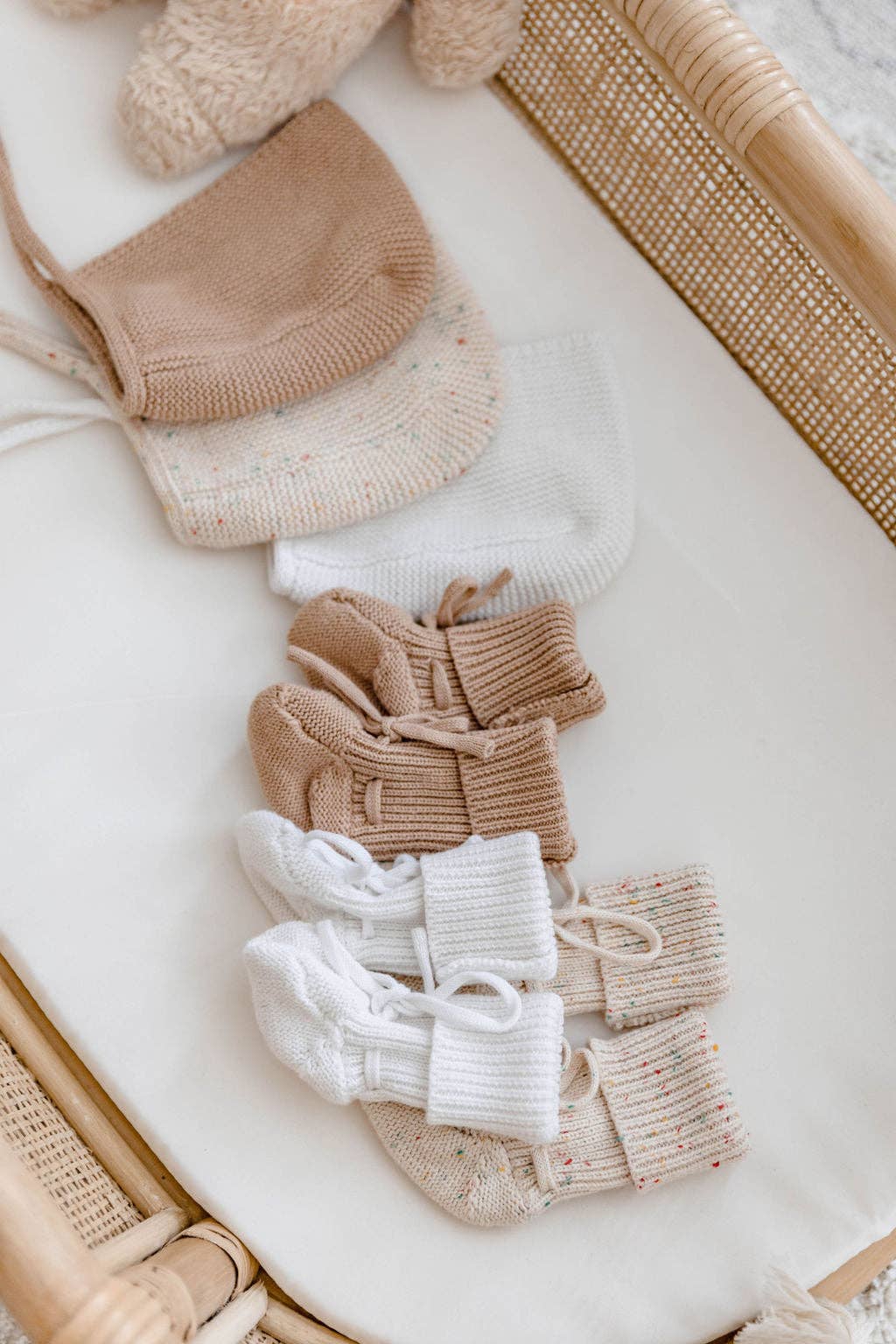 Newborn Booties - Mocha